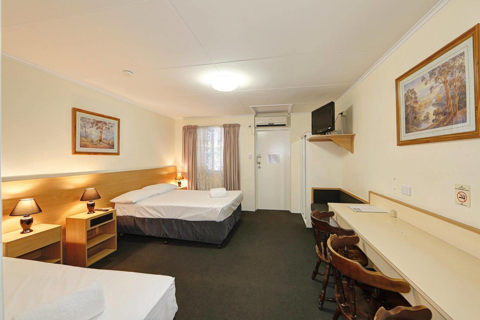 Oscar Motel Bundaberg Exterior foto